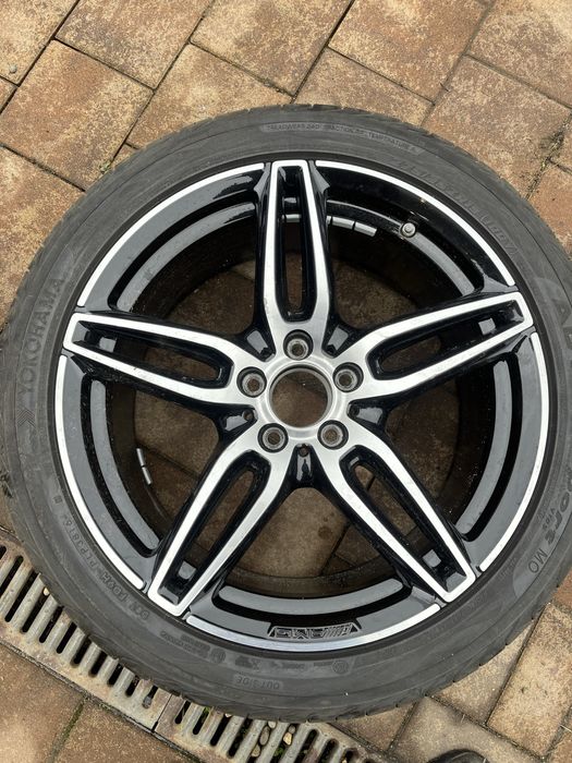 O 1 bucata  Janta spate  originala Mercedes Amg e w213