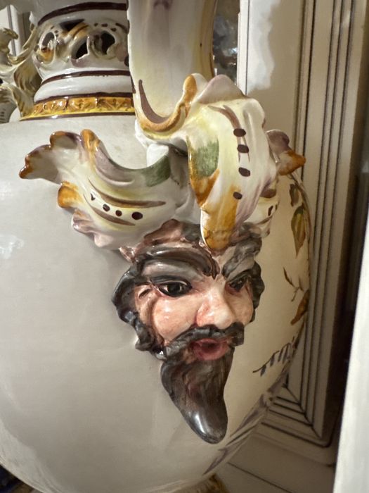 Vand doua vaze mari din italia superbeeee