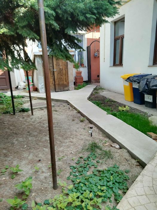 Închiriez garsoniera central