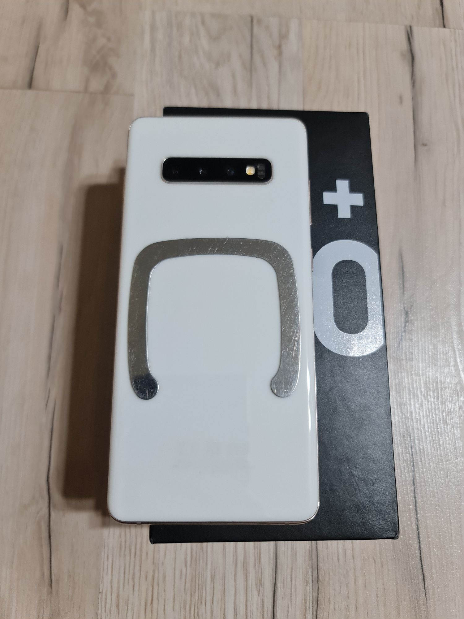 Samsung S10 Plus 1 терабайт ОЗУ 12 android 12