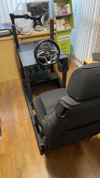 Thrustmaster T248-PS със стойка и седалка