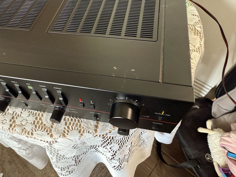 Sansui AU-33 Качествен стерео усилвател