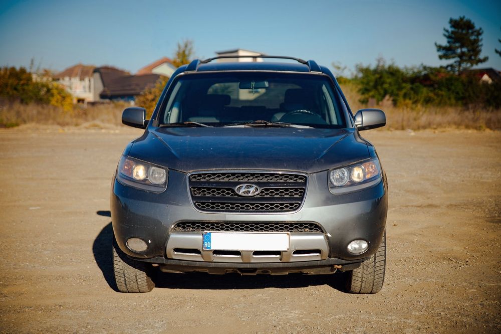 Vând Hyundai  Santa   Fe