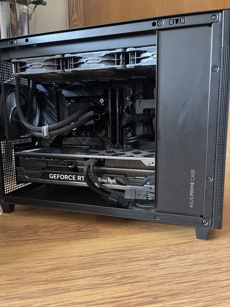 Мощен компютър/ I9 13900K/Водно/64GB/RTX 4090 24GB/2TB SSD