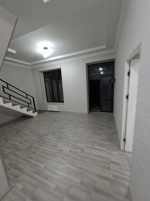 Продаётся 1.5 соток готовый коттедж рядом Аеропорт