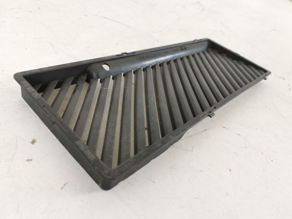 Ауди Q3 / Audi Q3 [ - ] Оригинален въздушен филтърен панел за двигател