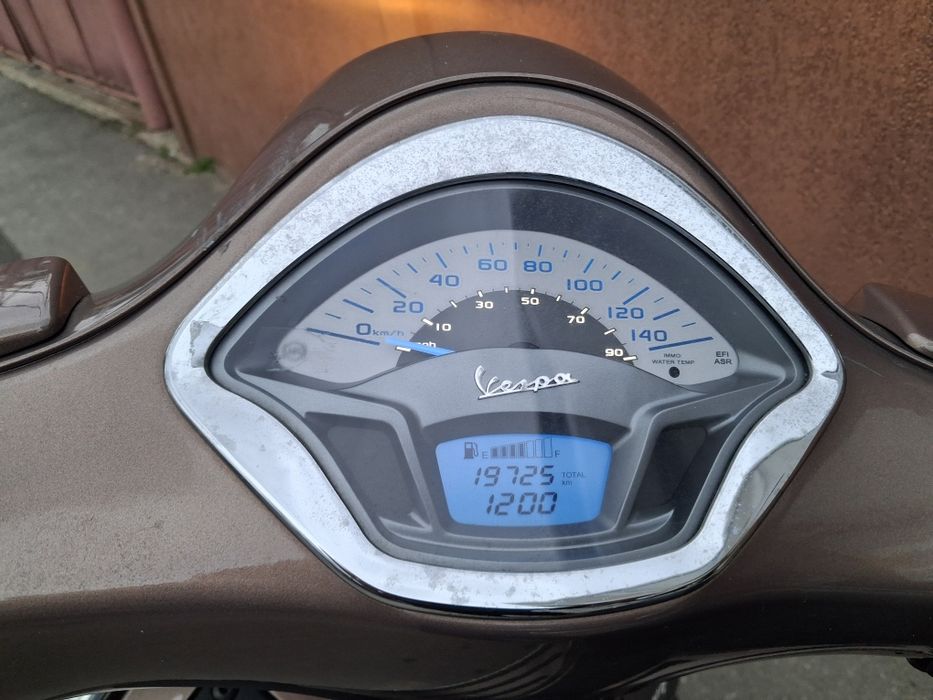 Vespa GTS 300 IE