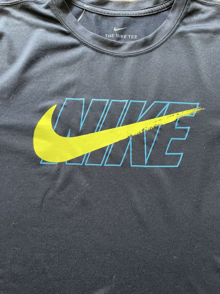 NIKE / мъжка тениска М
