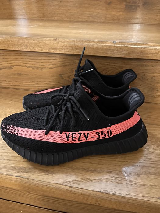 Adidasi  barbati Yezy