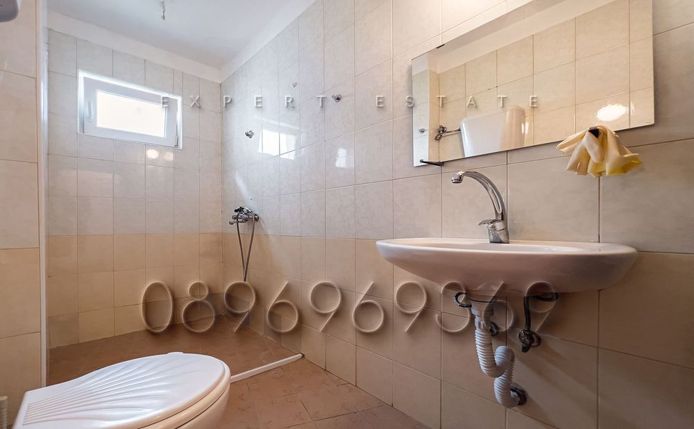 Продава се Тристаен апартамент в Варна, Левски - 81 кв.м за 1976 €/кв.м - Снимка #6