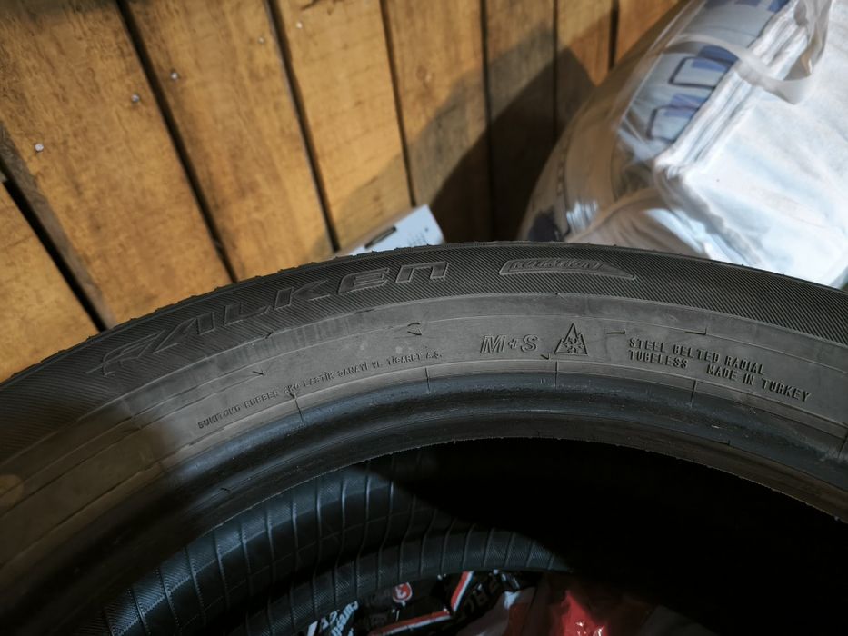 Anvelope iarna 225 60 R17 Falken Eurowinter HS01 SUV extraload