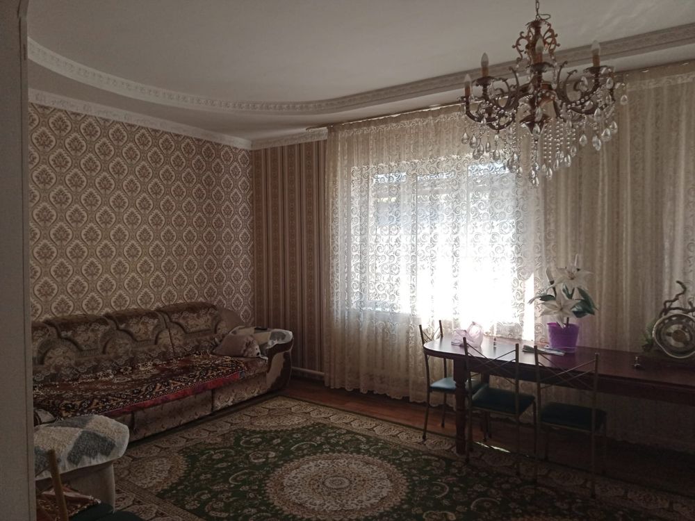 Продается Дом В Хорошем Районе