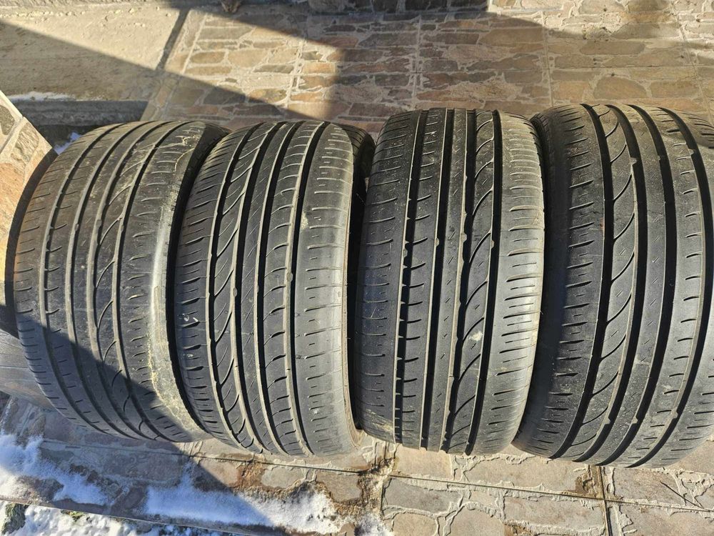 Anvelope 235/35 R19