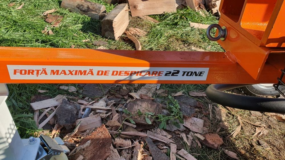 Inchiriez despicator de lemne