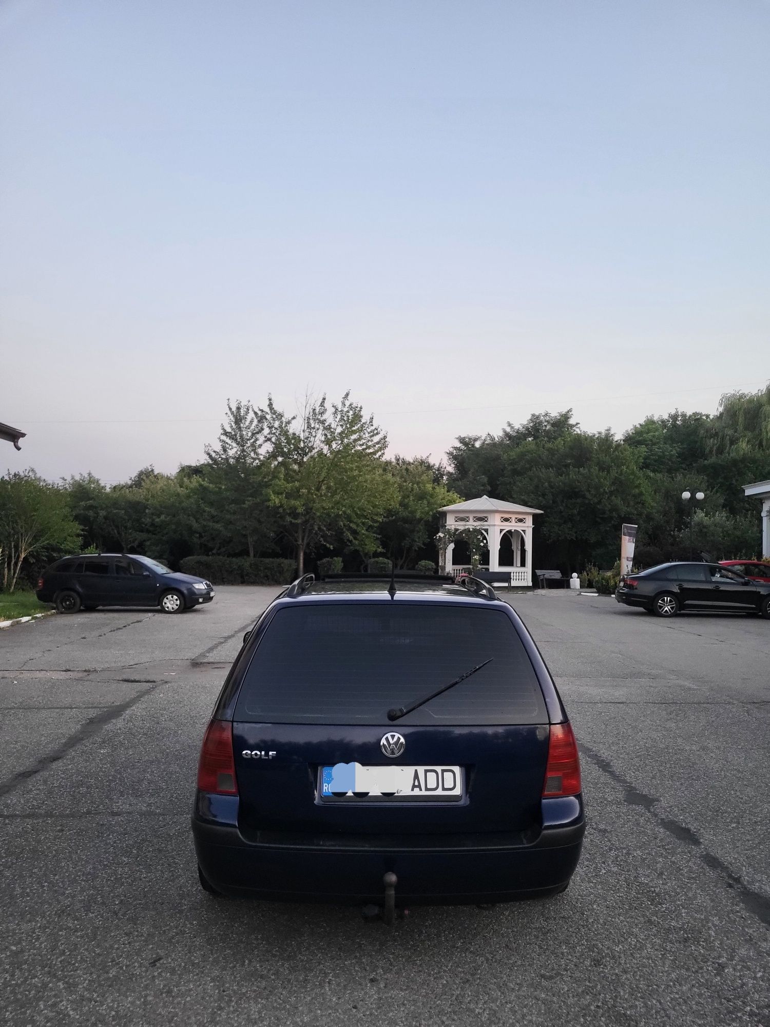 Se vinde golf 4 axr