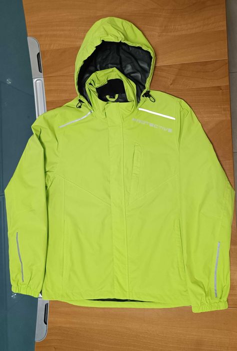 Protective-Много Запазено