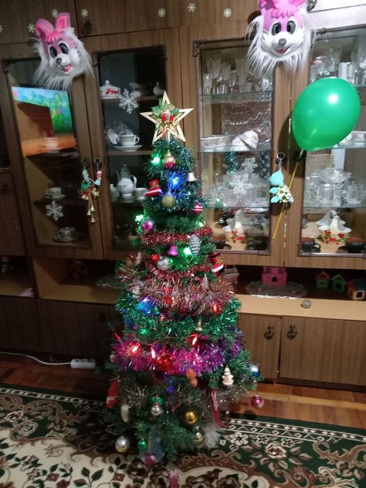 Продаётся елочка 1.5 метра