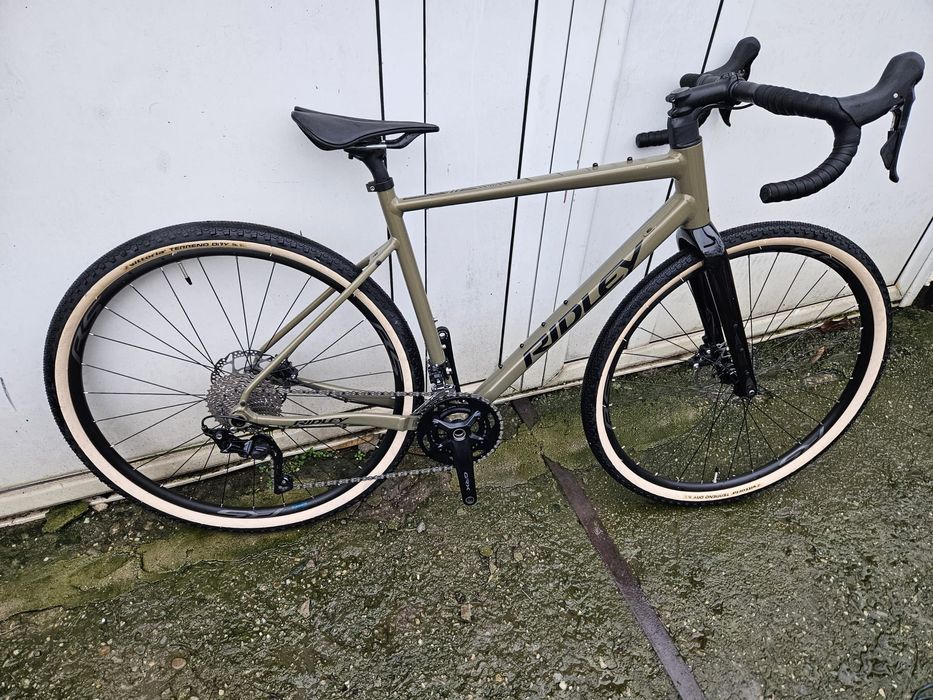Bicicleta gravel ridley full shimano grx