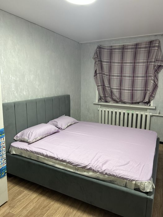 Продам кровать 180/200 с матрасом