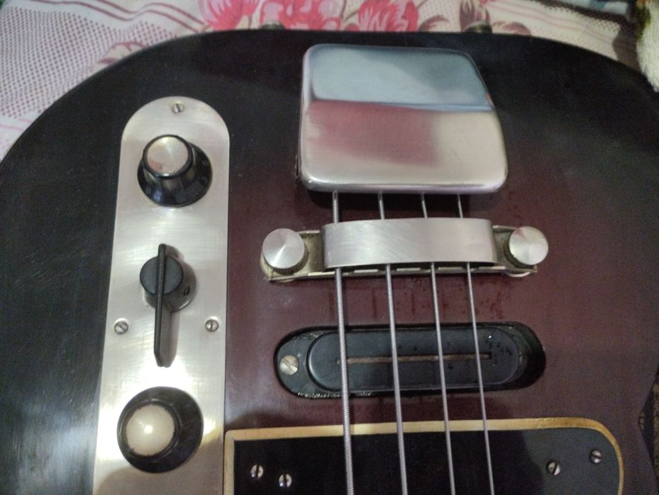 Бас гитара Jolana Iris Bass
