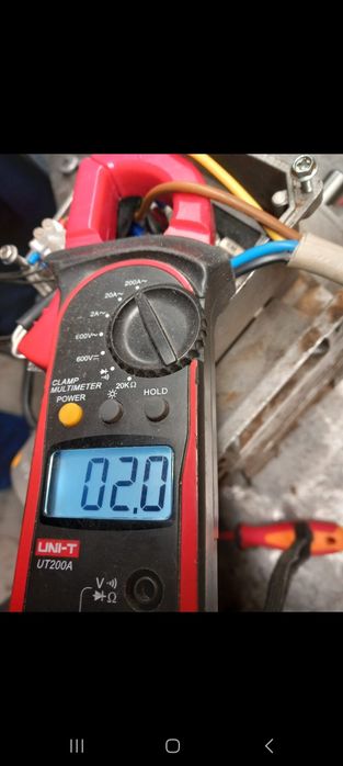 Electrician-Instalații electrice profesionale și reparații urgente