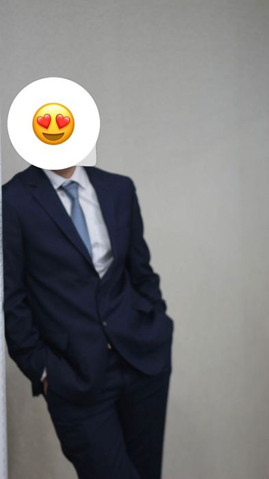 Продам брючный костюм