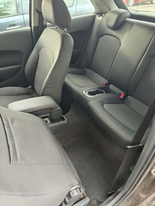 Audi A1 intretinut+ piese 550E incluse