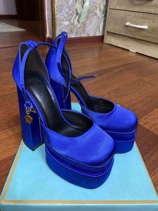 Туфли на высоком каблуке,братц