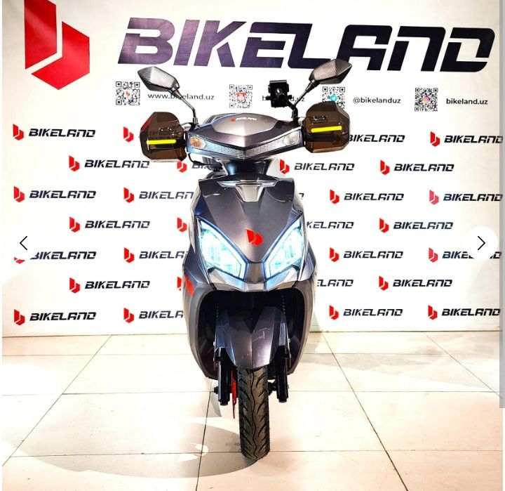 Skuter Bikeland Rocket har xil rangidan bor chegirma narxlarda