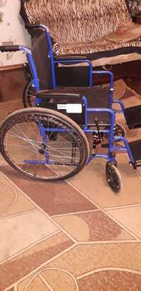 Продаются 2 -е инвалидные коляски. Комнатная и прогулочная