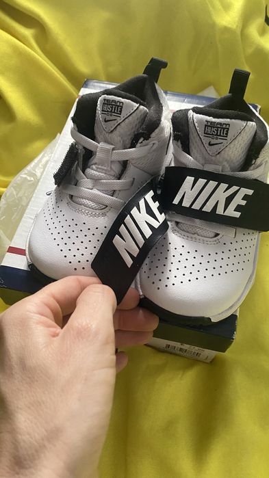 Încălțăminte Nike marimea 23,5