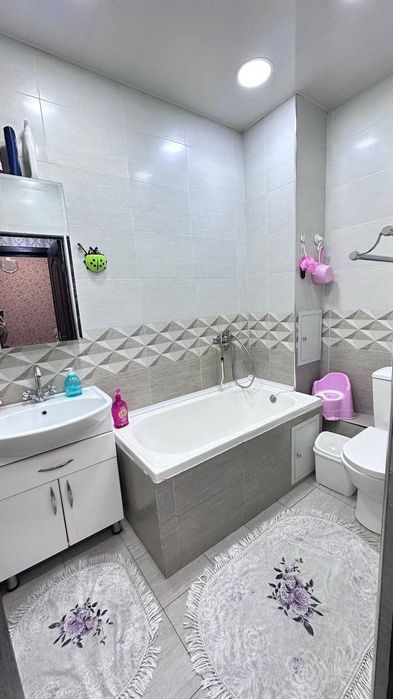 Минор метро, Гидромецентр  81в2/4/4 42м2