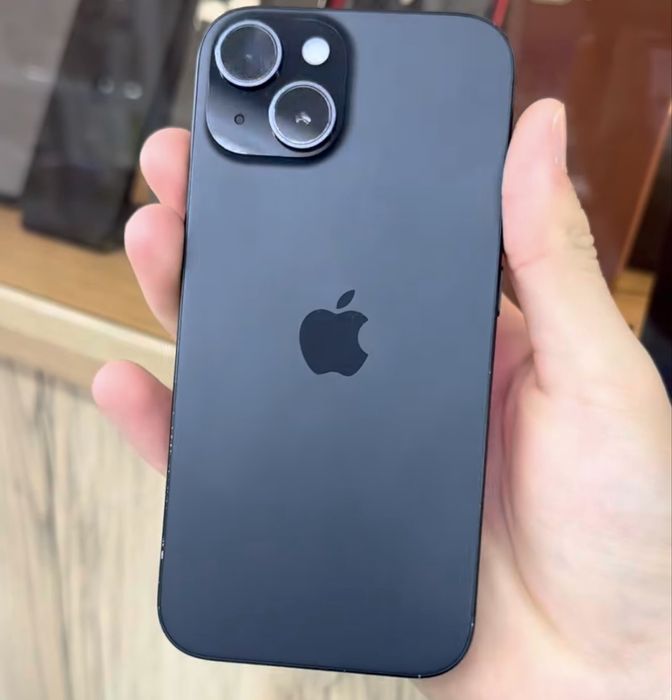 Продам айфон 15 128гб