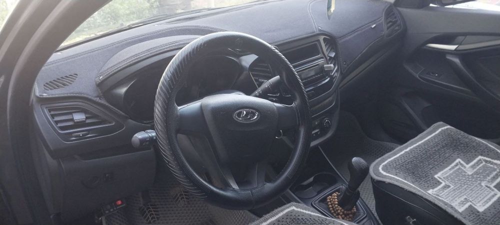 Машина ЛАДА ВЕСТА 2019-йил. Пробег 130.000 км