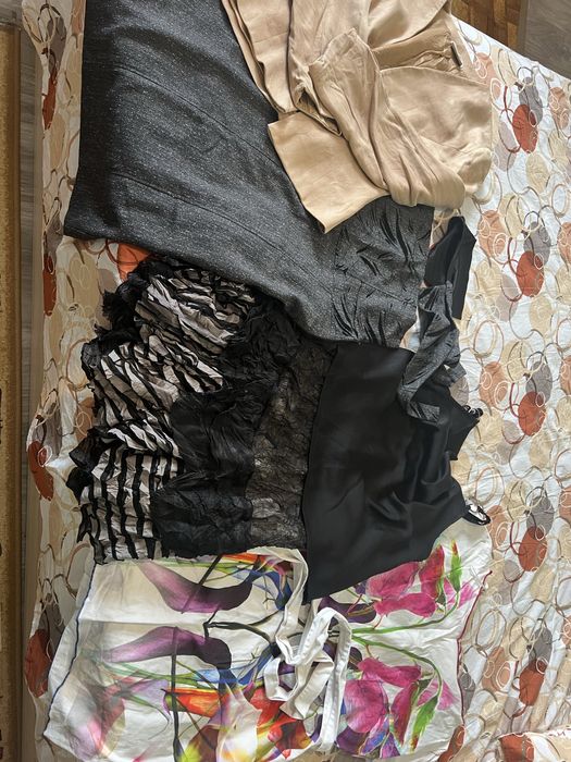 Подарявам дамски дрехи