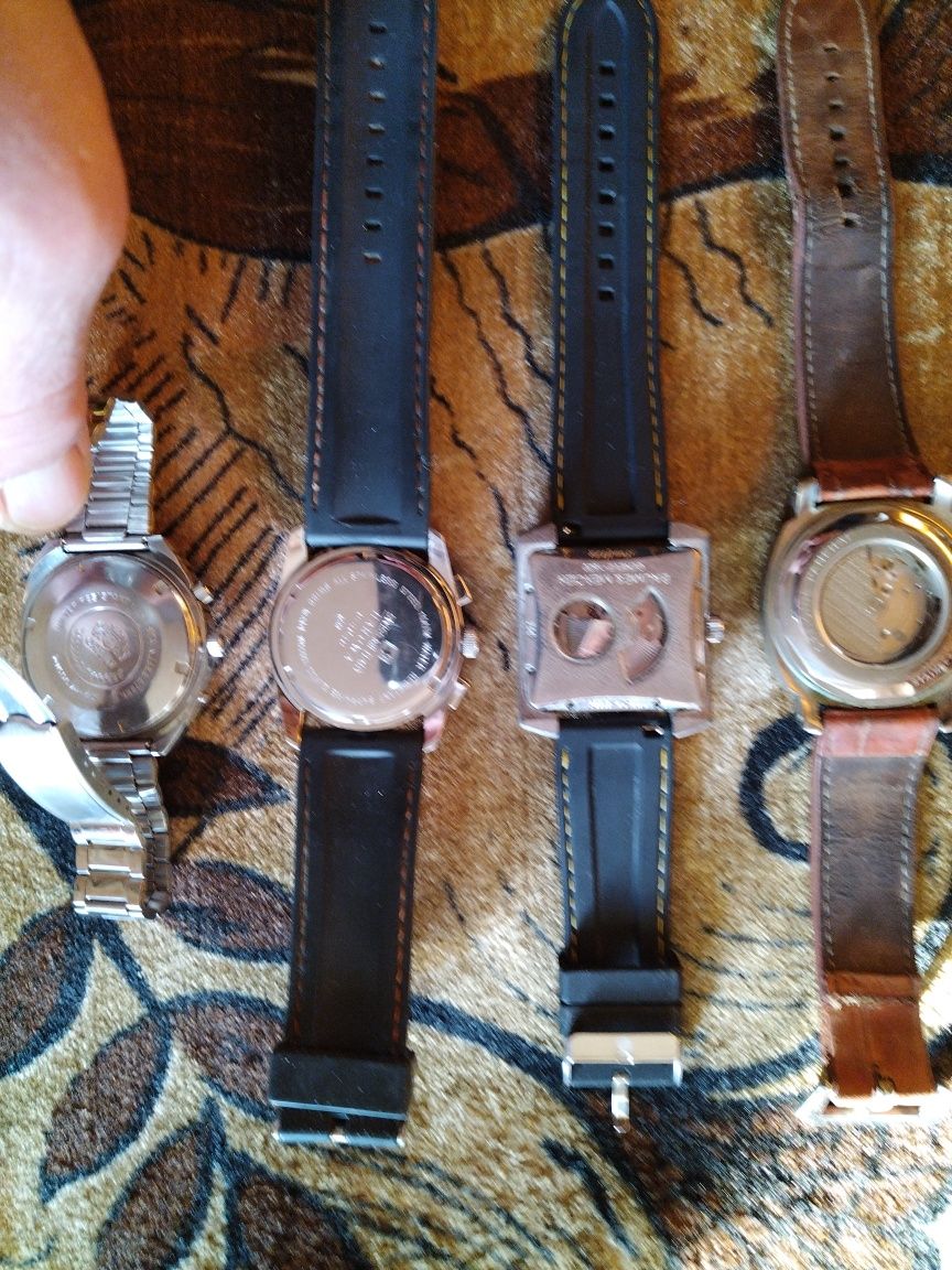 Колекция от швейцарски часовници