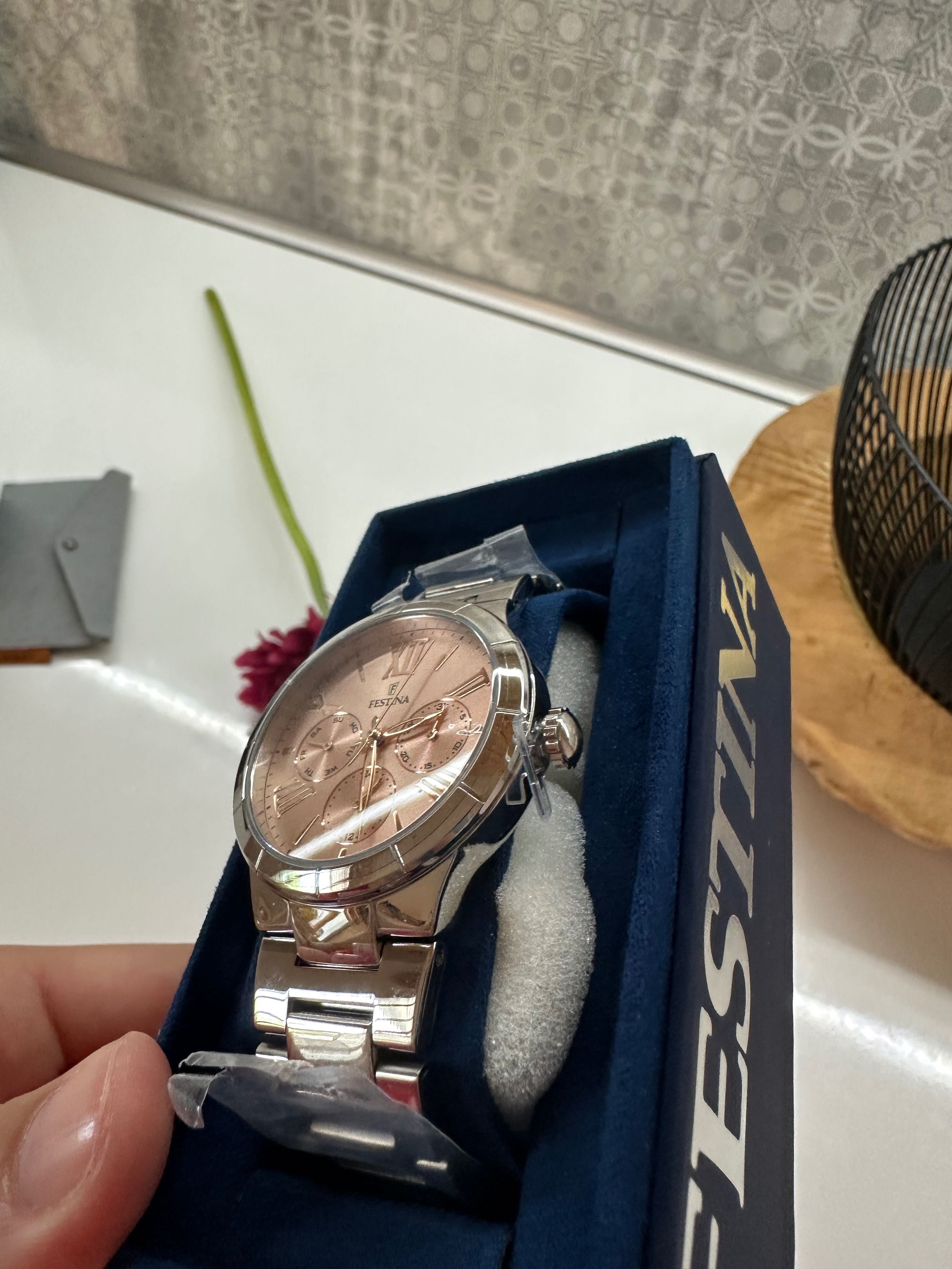 Оригинален нов дамски часовник Festina