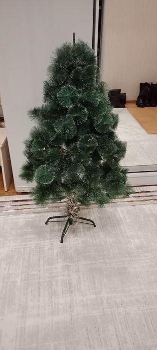 Елка  новогодняя б/у
