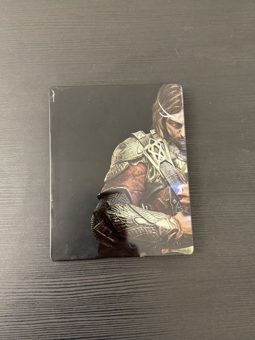 Vand Middle Earth: Shadow of War - Xbox One, ed. limitata Steelbook