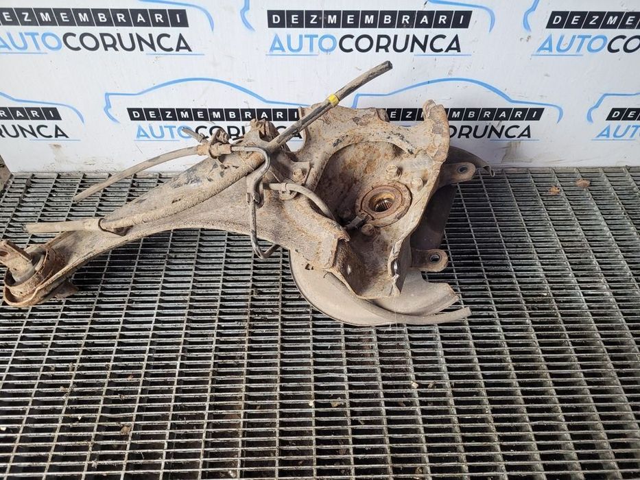 Fuzeta dreapta spate Toyota RAV 4 III 2.2 D - 4D 2005 - 2009 Manuala 6 Trepte 2AD - FHV ...