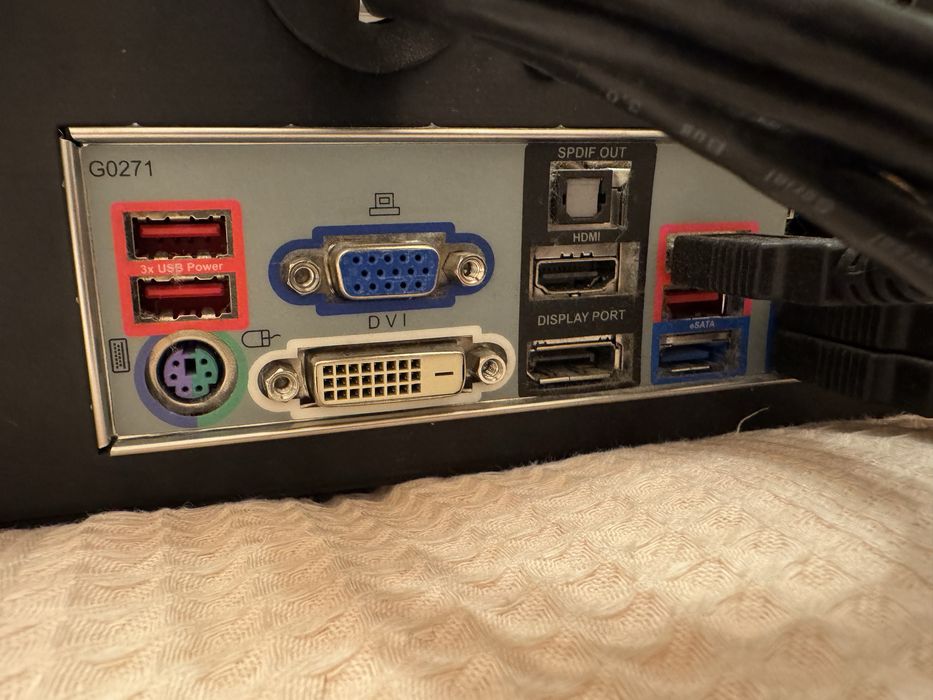 Компютърна конфигурация HTPC - 8 TB HDD