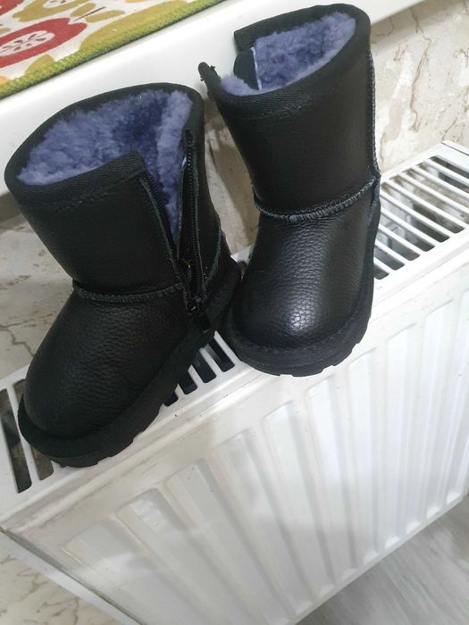 Угги детские черные