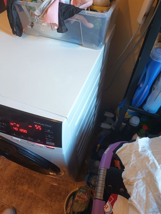 Пералня и сушилня машина AEG