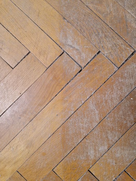 дървен паркет 19кв. м