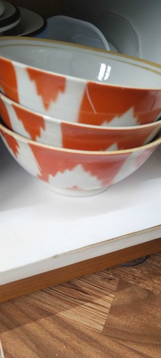 Уй рузгор идишлари сотилади