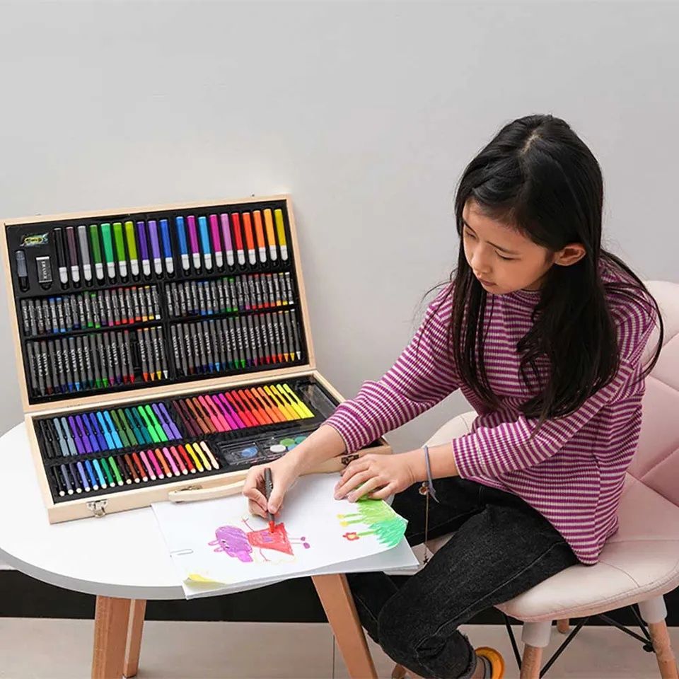 Куфар за рисуване, 180бр., бои, маркери, моливи, Восъчни моливи