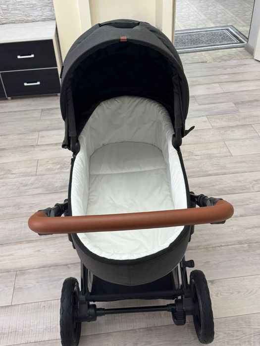 Коляска новая 3в1