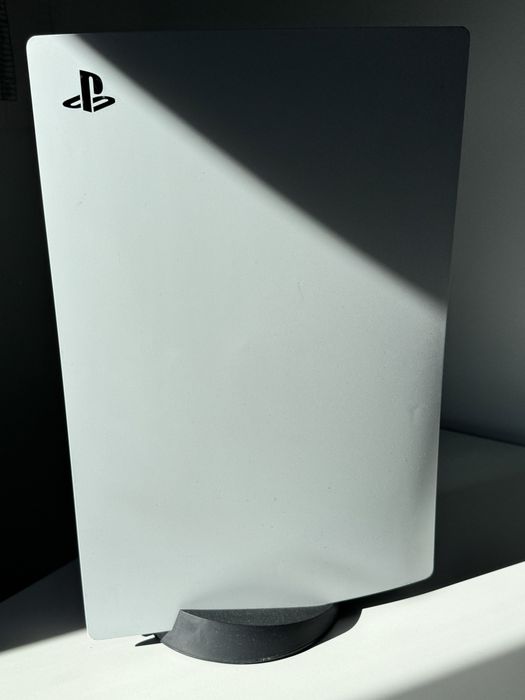 Pachet Gaming PS5 Disc Edition Monitor Asus si Jocuri(inclusiv fc26)