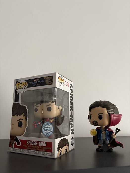 figurina POP! Spiderman + Dr Strange