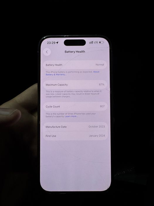 Iphone15 pro Natural titan LLA 87